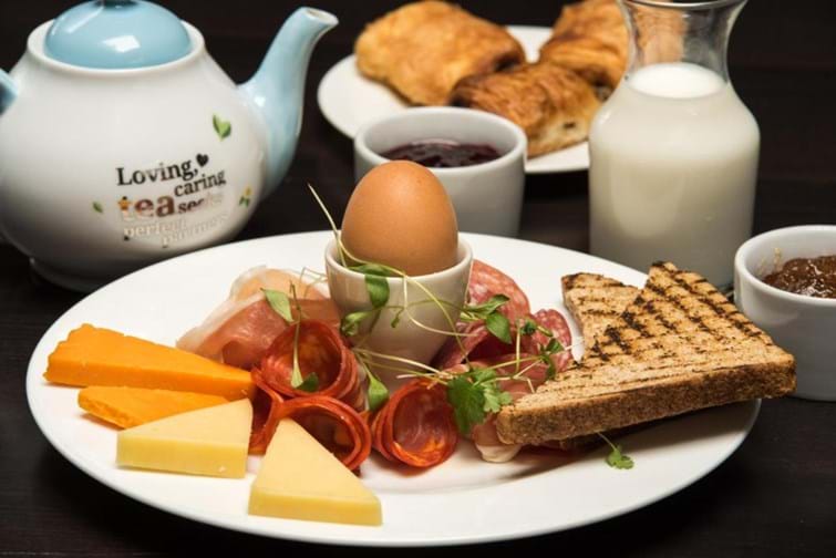 breakfast at the Wesley Euston Hotel